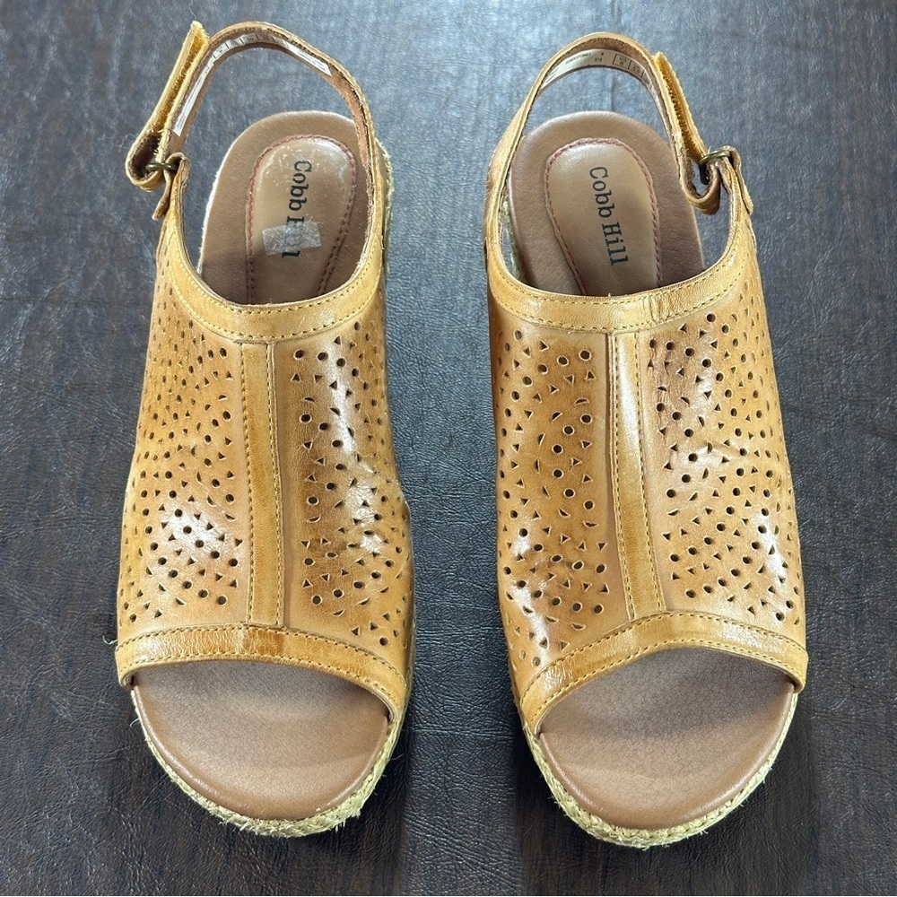 Cobb Hill Amber Camel Yellow Cutout Erika Leather Slingback Wedge Sandals Sz 8